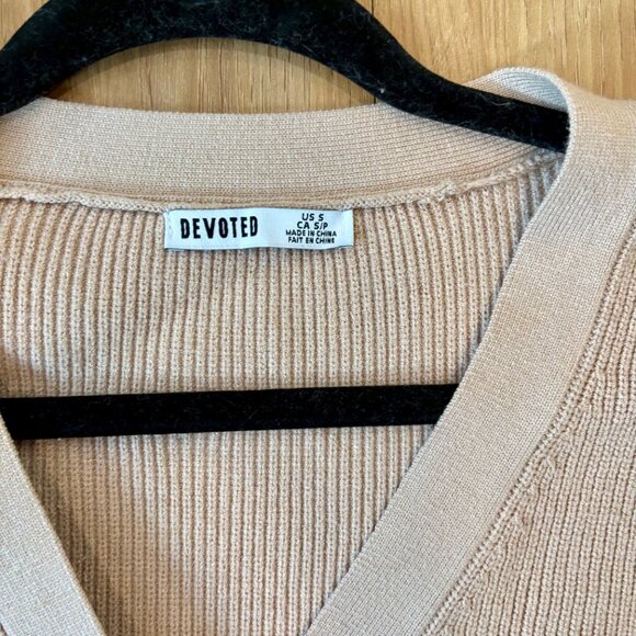 Devoted Beige Ribbed Cardigan with White Embroidered Flowers – Size Small - Picture 3 of 8